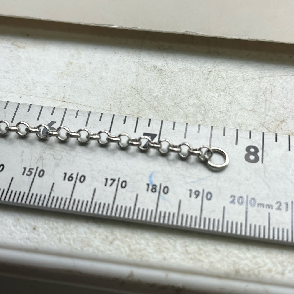 Silver and Purple Beaded Bracelet - Picture 7 of 7